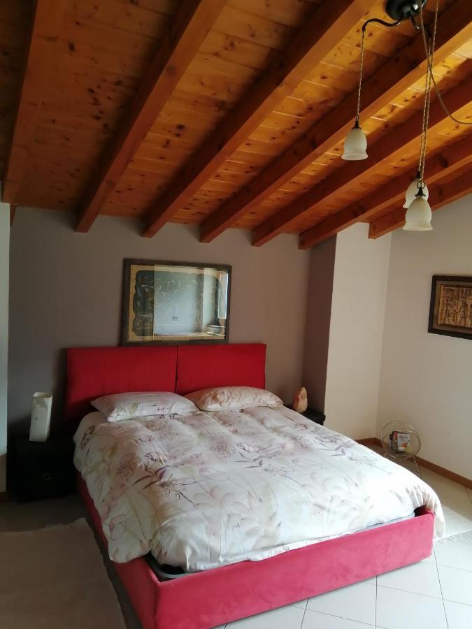 Casa Vacanze La Ca Del Cunfec Sondrio Exterior foto