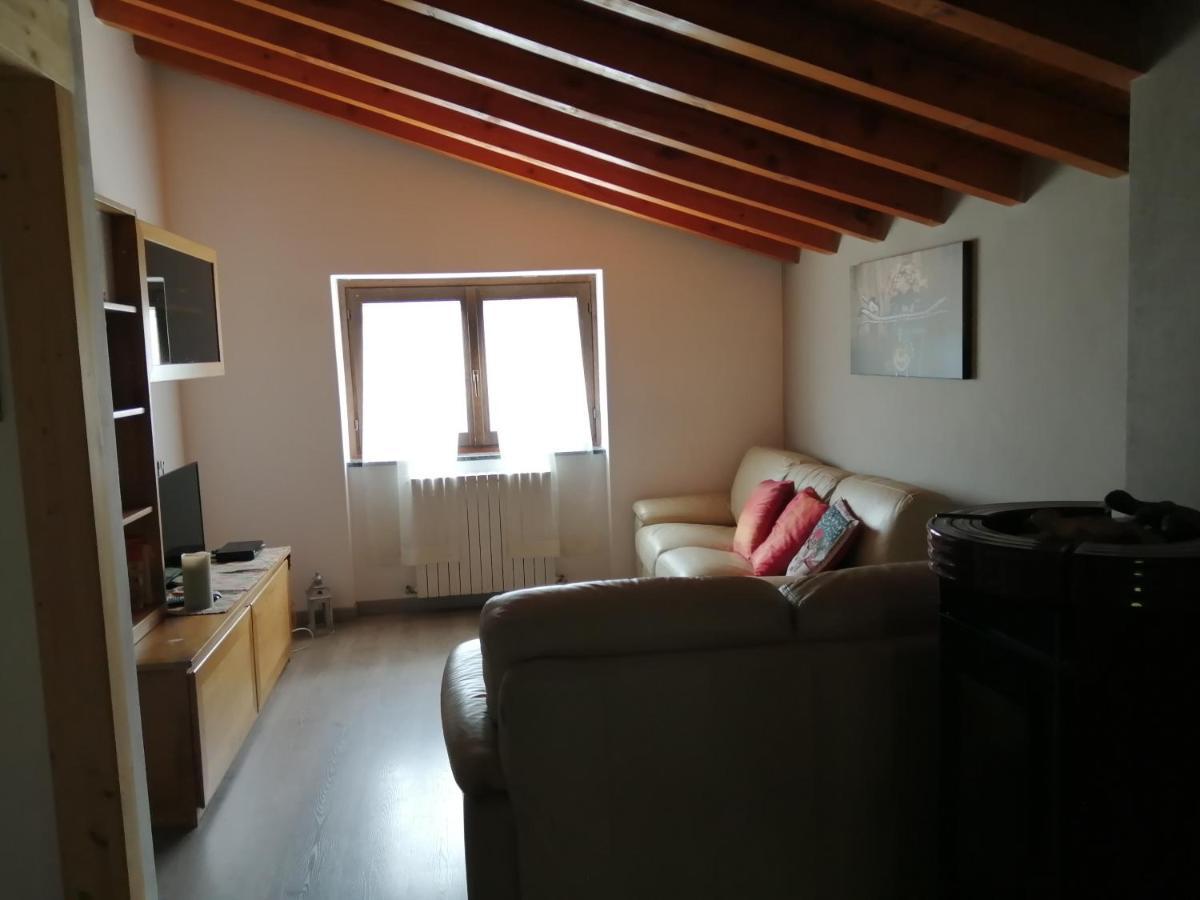 Casa Vacanze La Ca Del Cunfec Sondrio Exterior foto