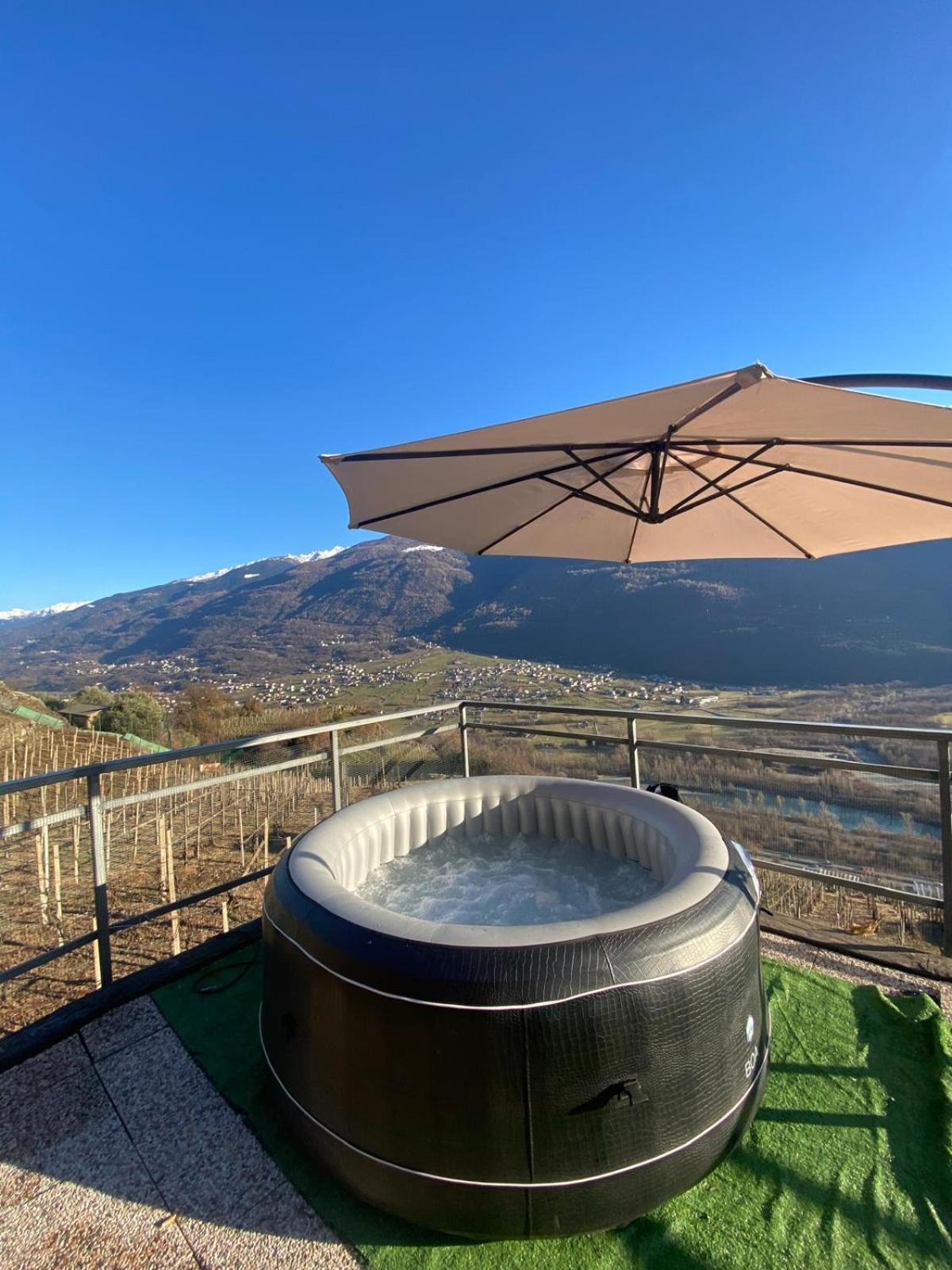 Casa Vacanze La Ca Del Cunfec Sondrio Exterior foto